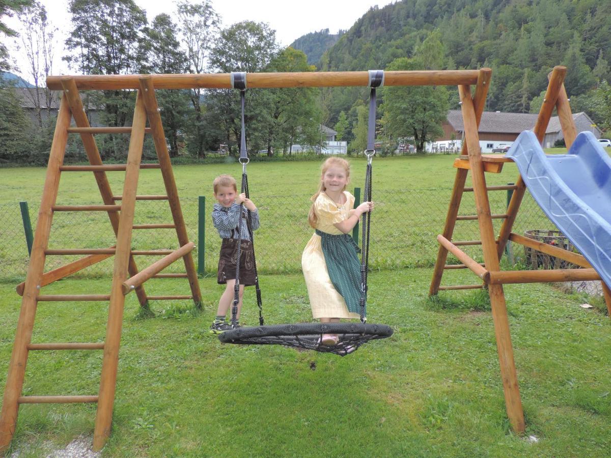 ヒンターゼーHintererhofアパートメント エクステリア 写真